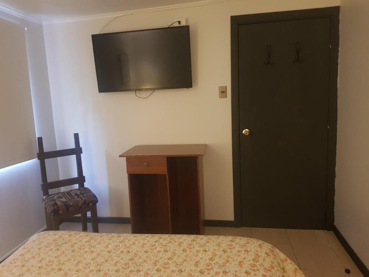 Hostal Centro Montt Temuco Eksteriør billede